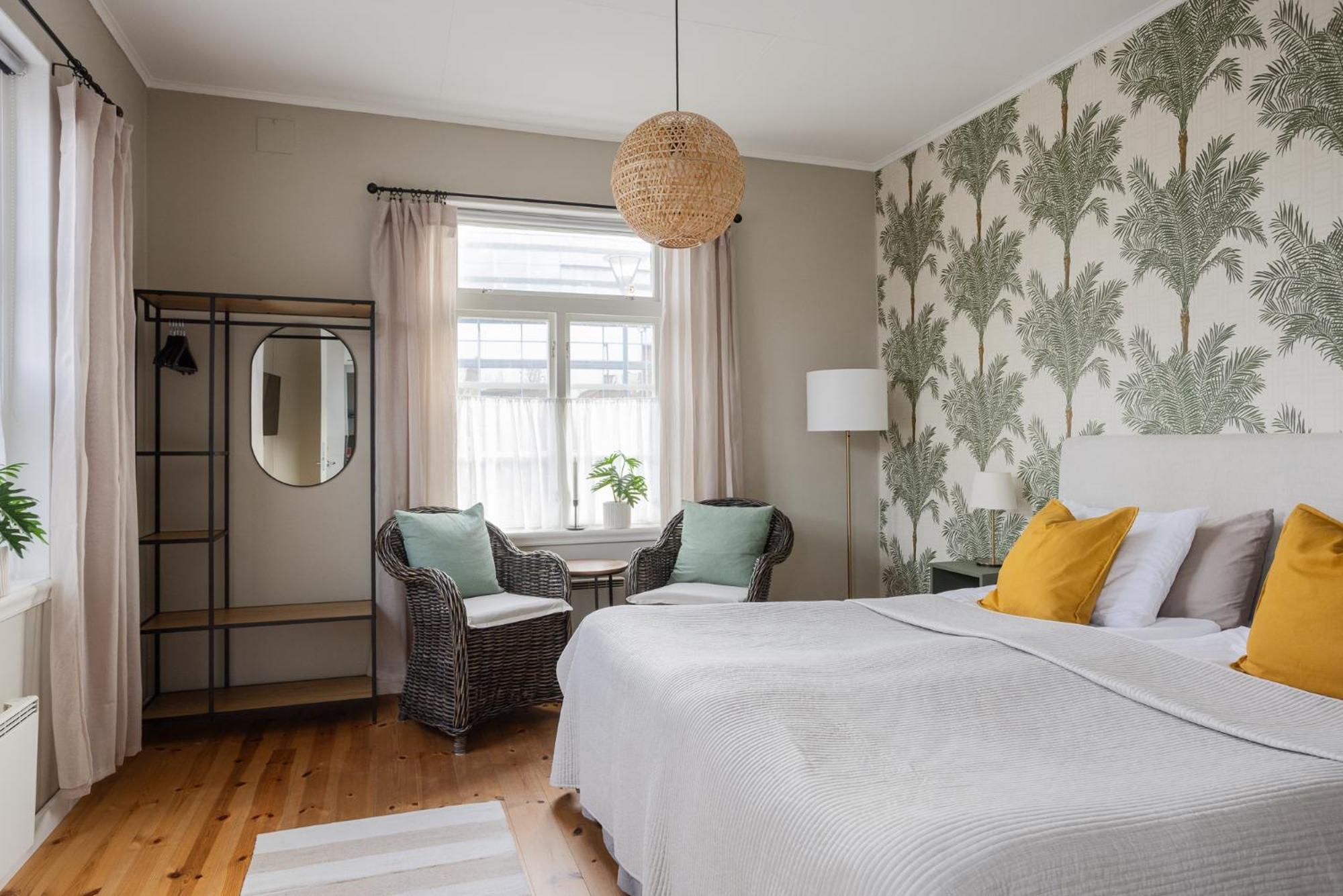 Stationen Bed & Breakfast Ystad Bagian luar foto