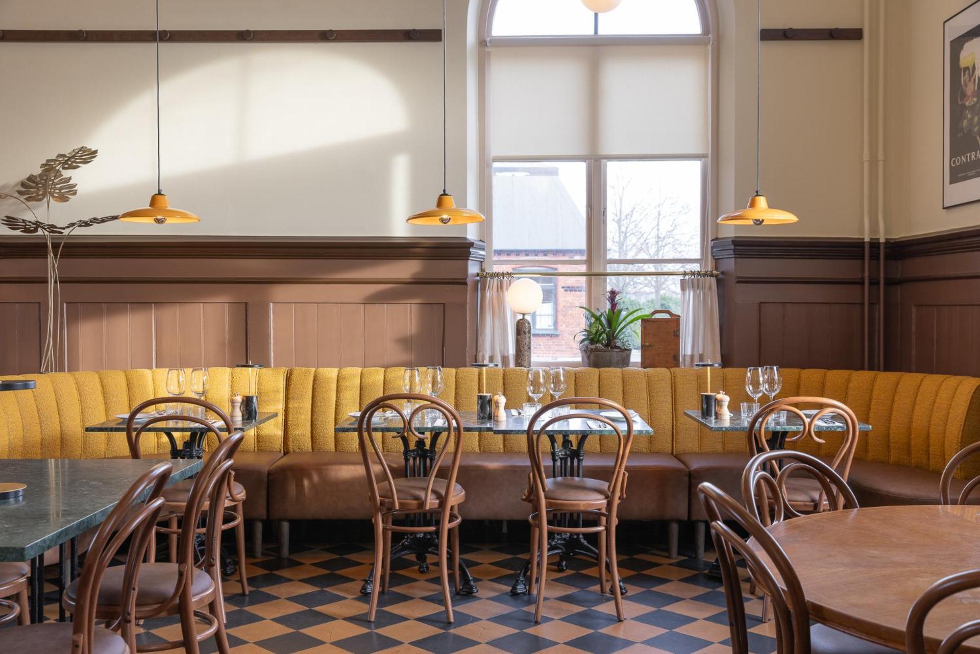 Stationen Bed & Breakfast Ystad Bagian luar foto