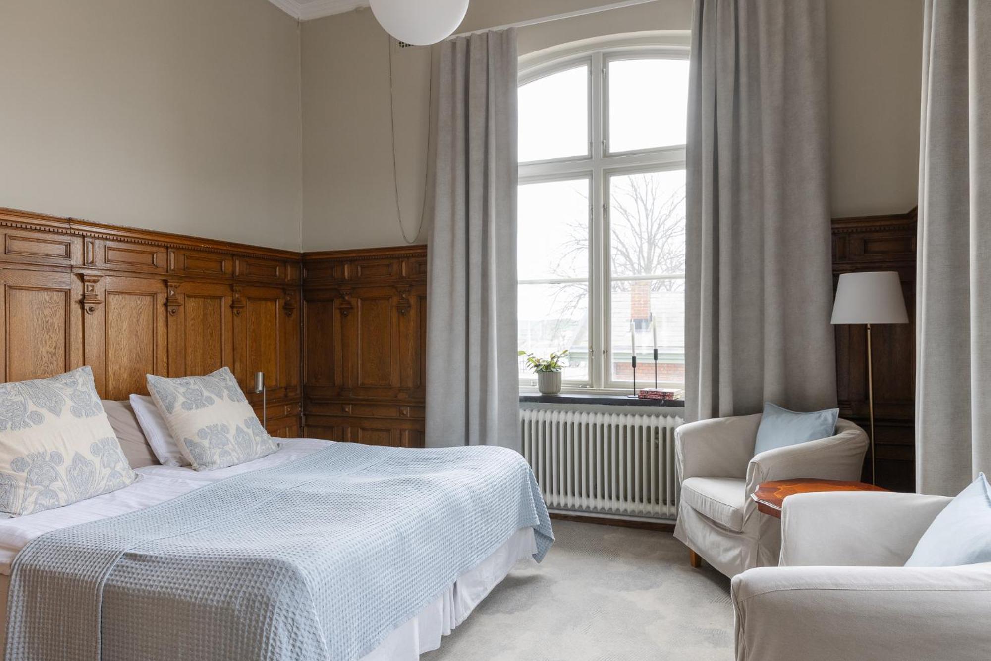 Stationen Bed & Breakfast Ystad Bagian luar foto