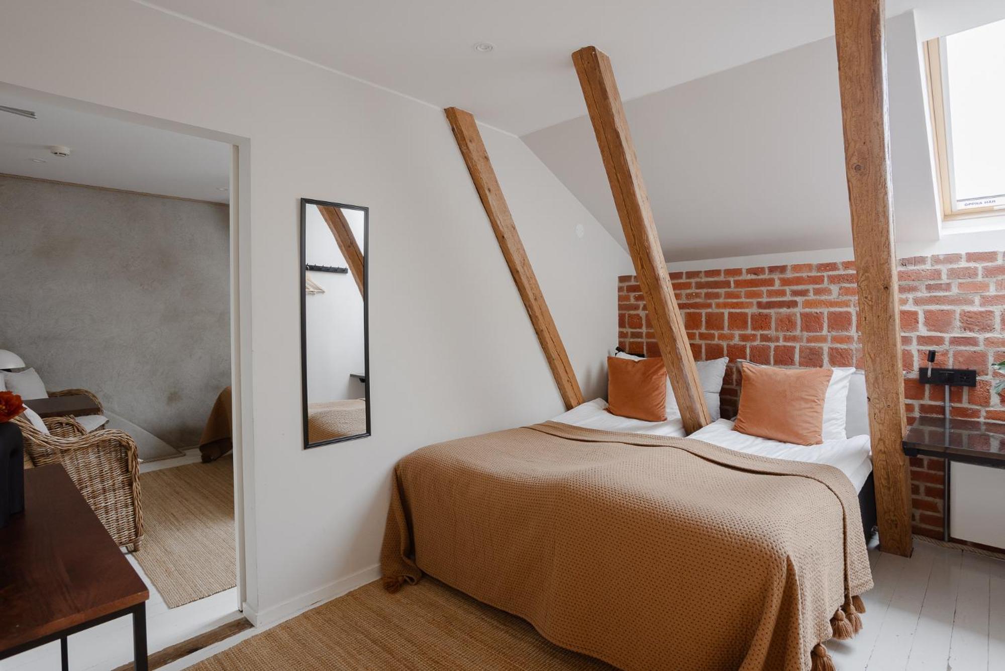 Stationen Bed & Breakfast Ystad Bagian luar foto